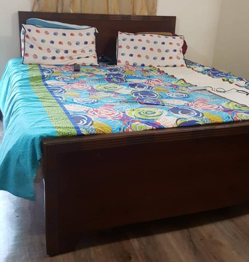 king bed 2