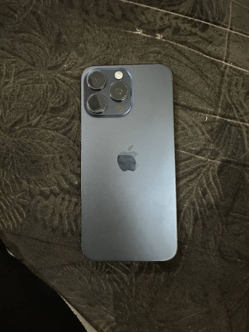 Iphone15 pro max 0