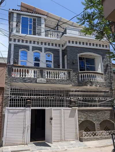 tripple storey house