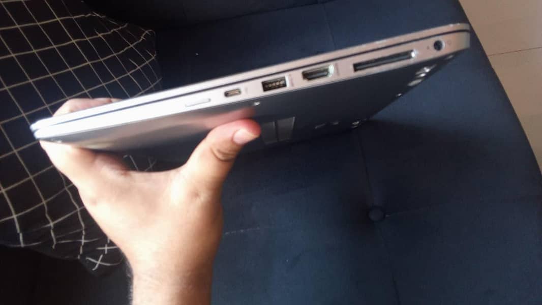 Hp Laptop 4