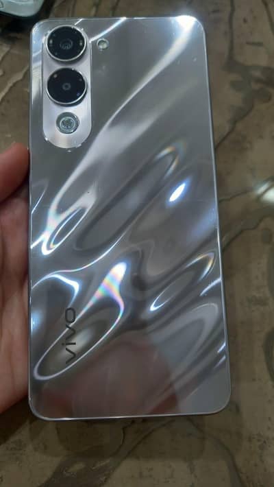 vivo y04 Crystal Silver colour