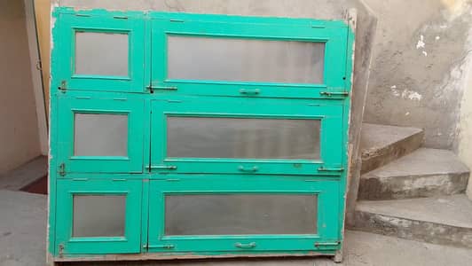 kale wood window 5×6 feet for sale