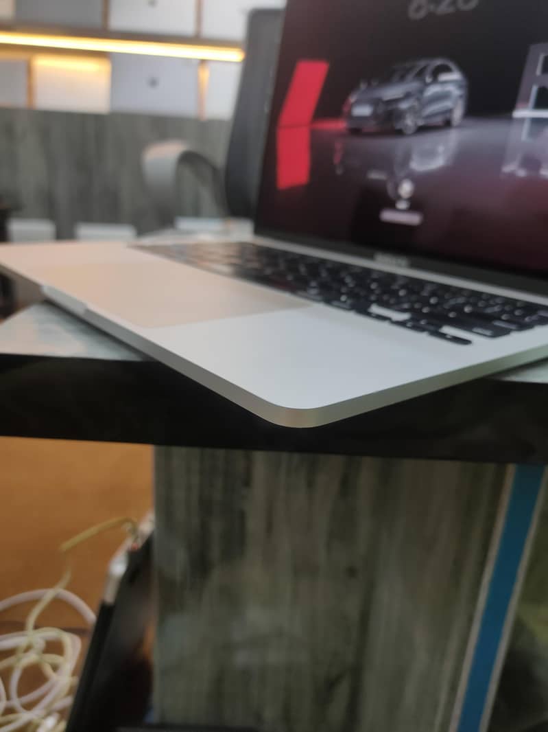 MACBOOK PRO 2020 2