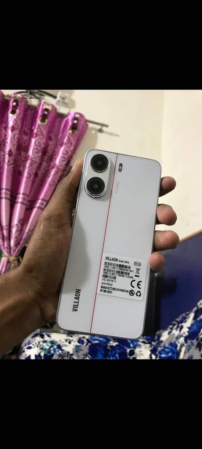 Villaon V50s PTA approved 4/64 GB 10/10 with box