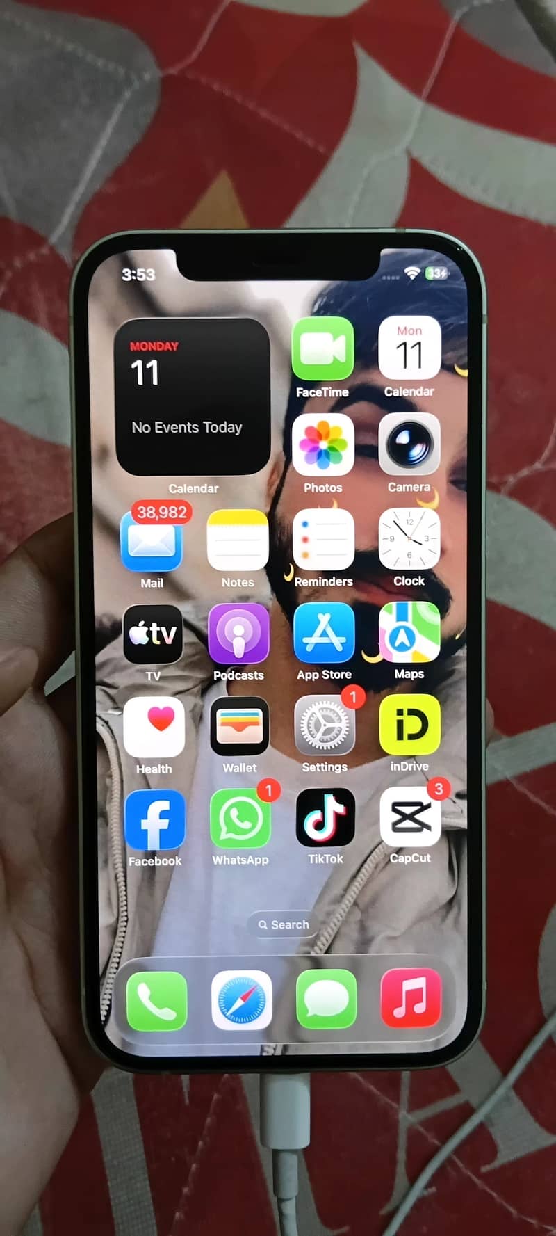 iPhone 12 7