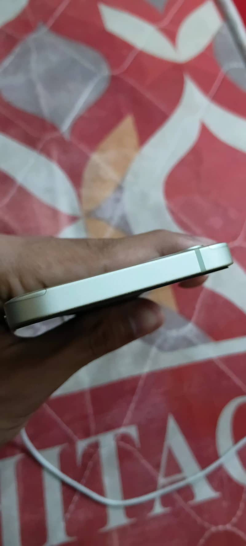 iPhone 12 8