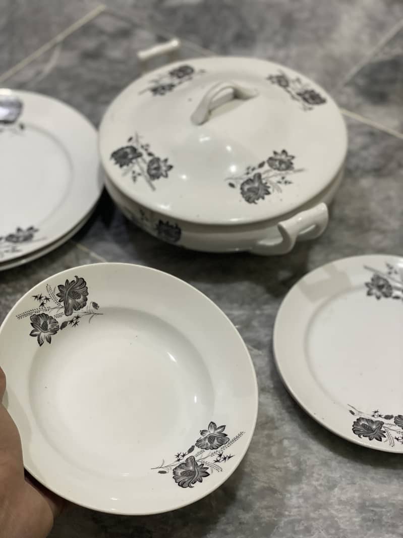 Marble dinner set 4