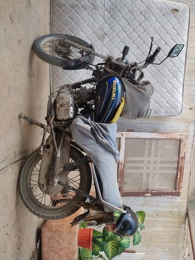 Suzuki GS 150 2008