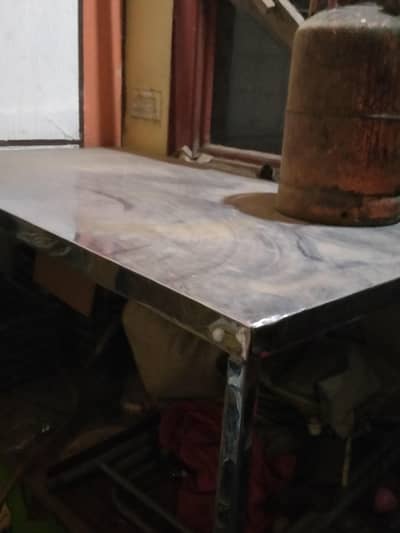 cutting table
