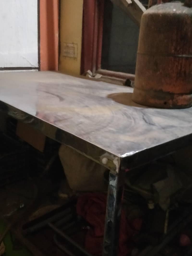 cutting table 0