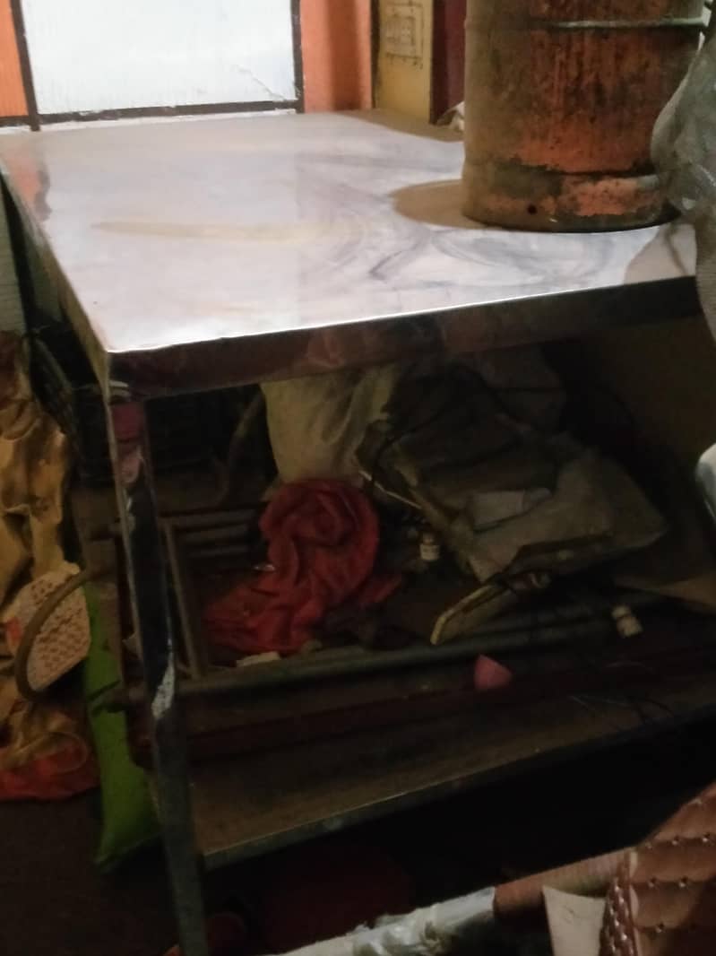 cutting table 2