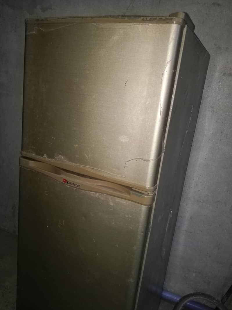 Fridge Dawlance 10