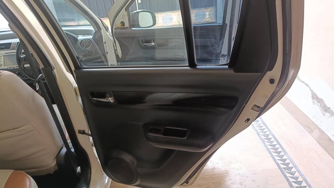 swift dlx 8