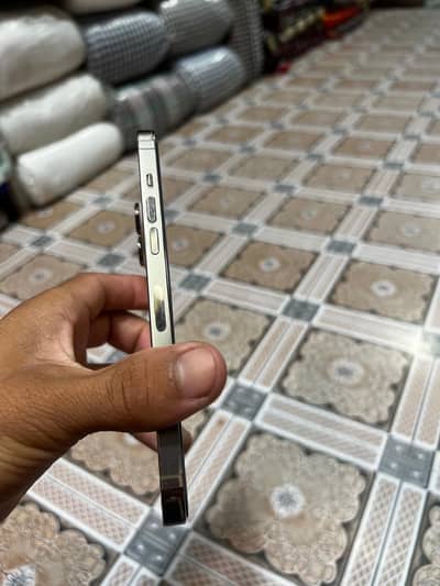 Dual sim time available facikal and e sim