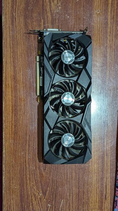 XFX AMD Radeon RX 590 GME 8GB (Black Wolf Edition)