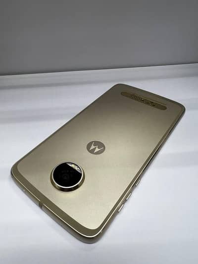 Motorola z2 force 4/64 03001777737 no