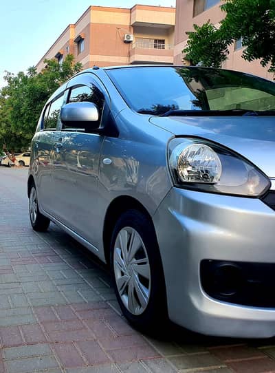 Daihatsu Mira 2015