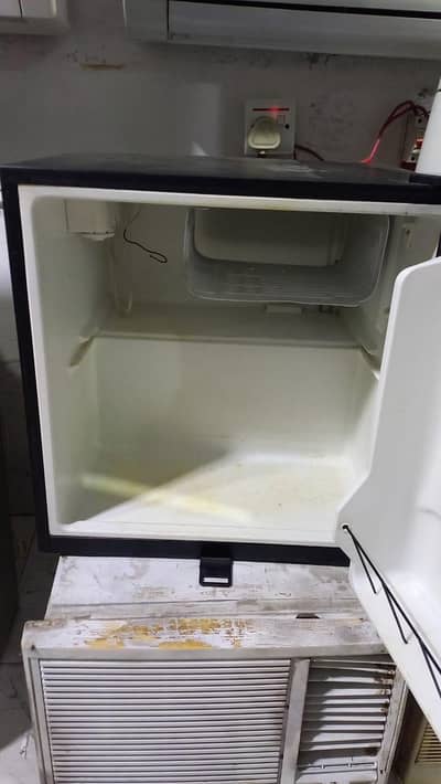mini Friedge for sale single door
