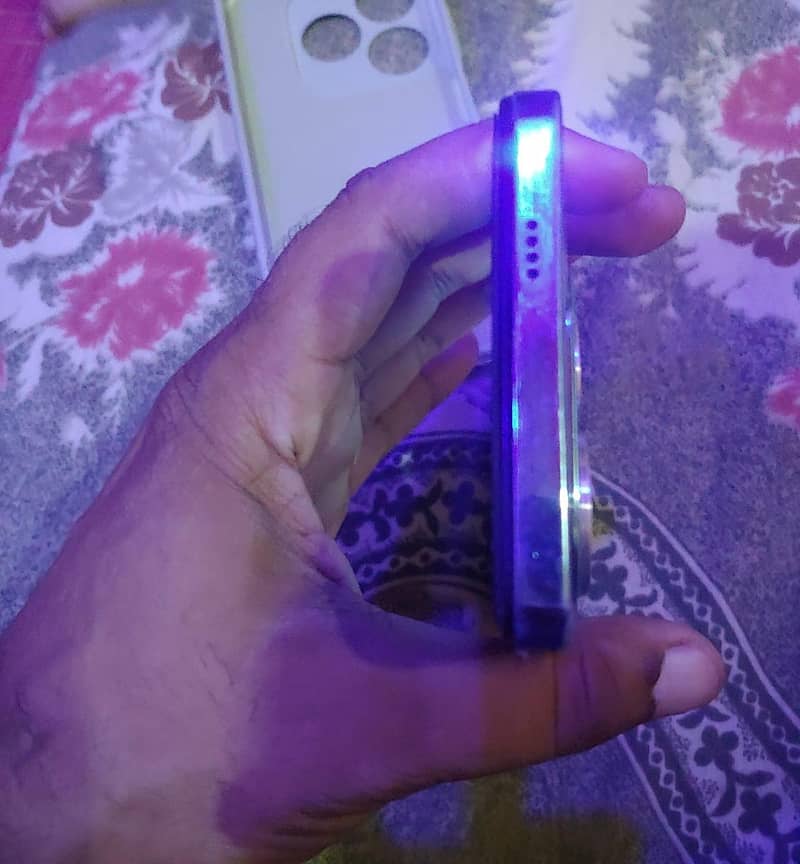 Tecno Spark 20 6