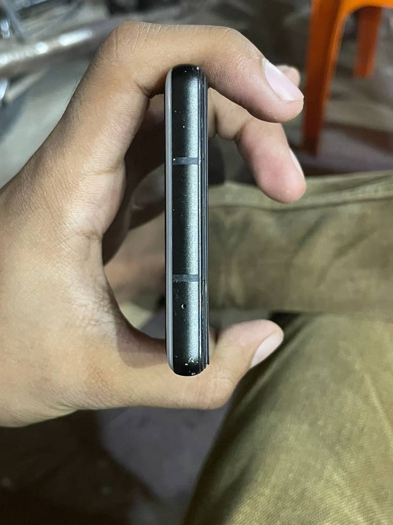 Google pixel 6a 3
