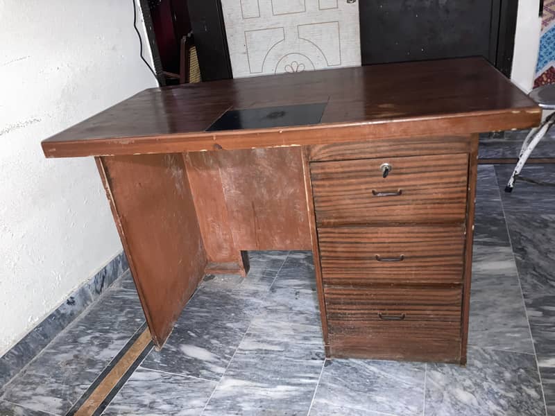 office  table 0