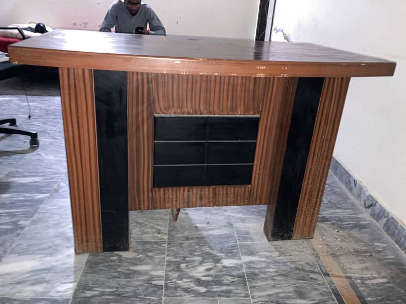 office  table 4
