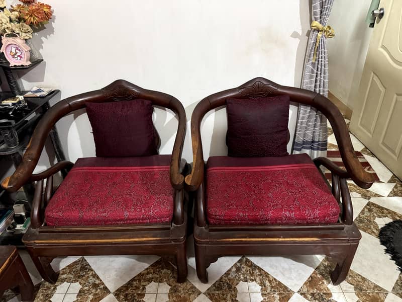2 Sofa Sets 2 Tables 1