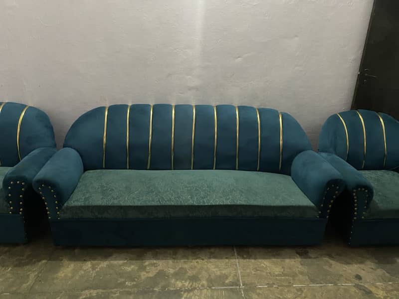 New Sofa Set (10/10) 0