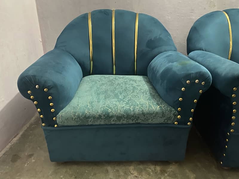 New Sofa Set (10/10) 3