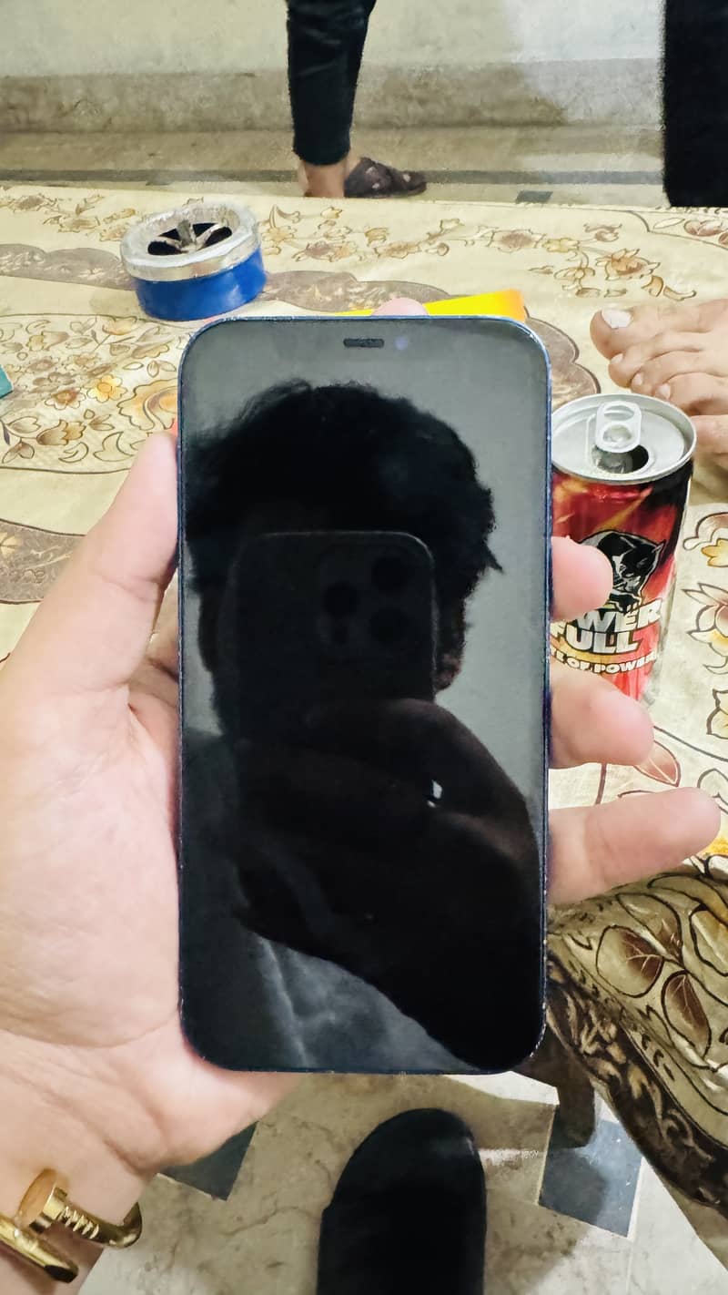 Apple iPhone 12 5