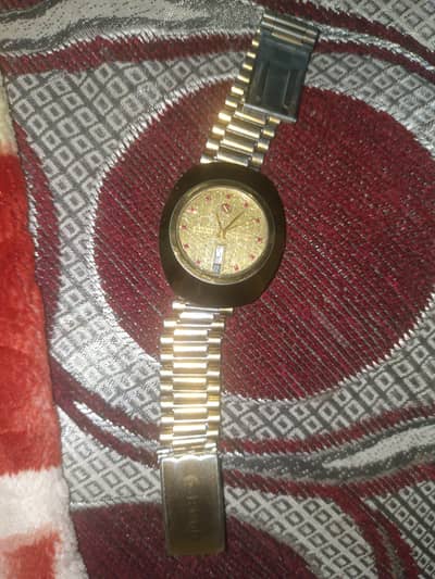 rado watch second hand