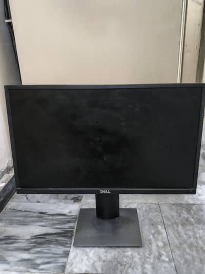 dell7010 tower i7 3gen  and 22 inch led hdmi.   1 month use only