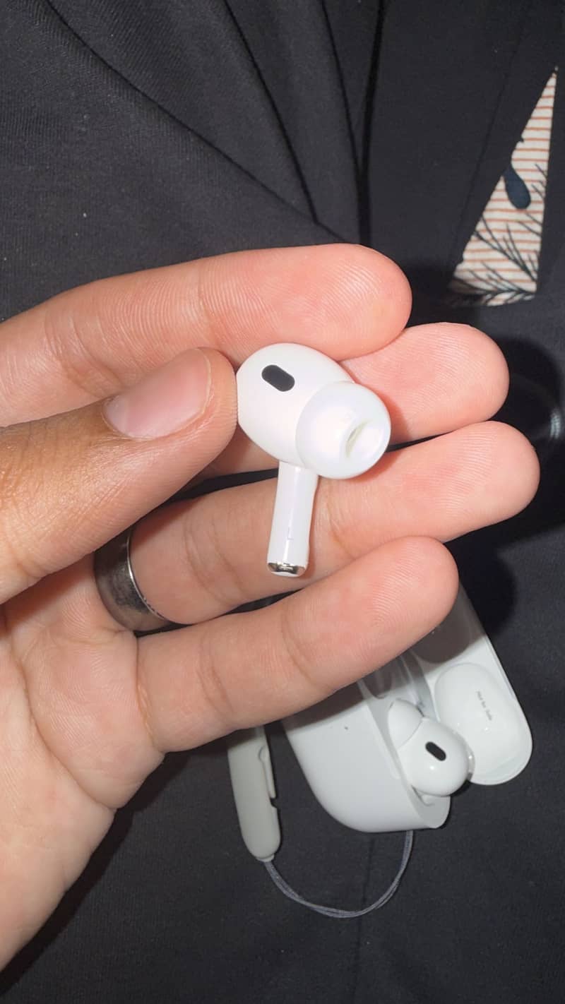 Apple AirPod pro 2 testing unit 2