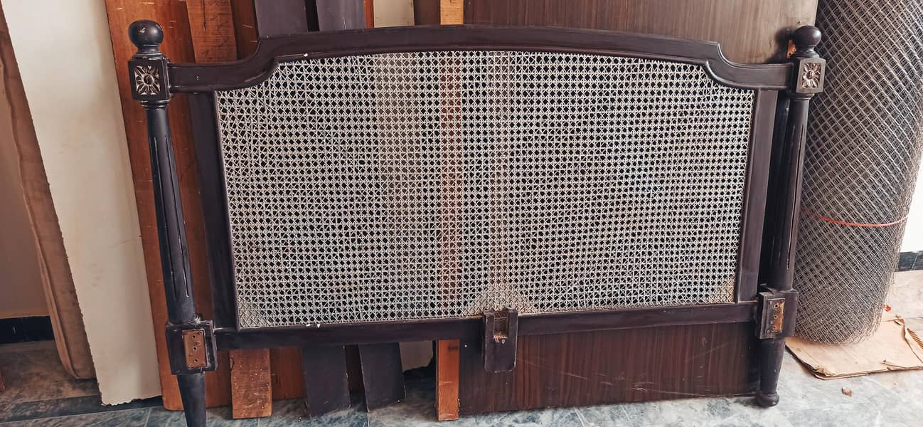 Double Bed full set  read add 1
