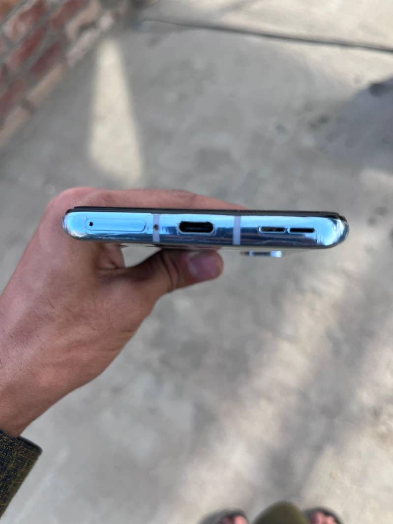 One plus 8t new 5