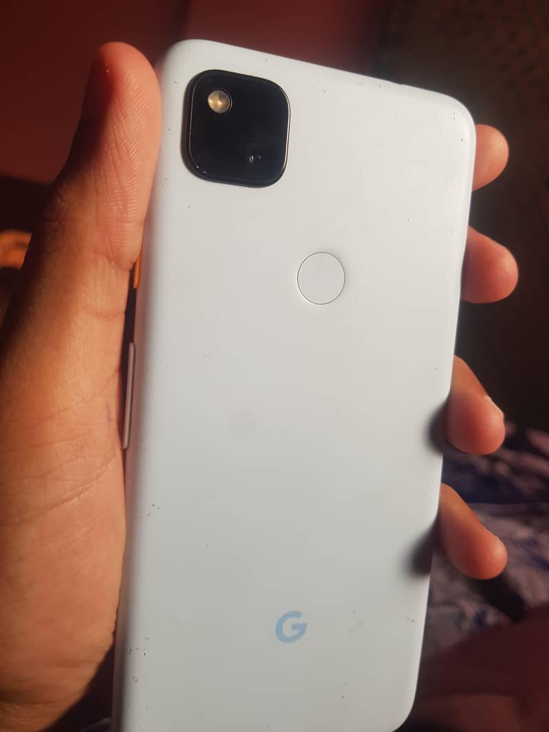 Pixel 4a4g 1