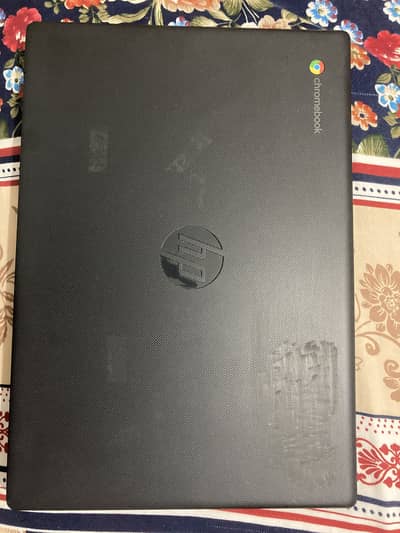 Chromebook and in use with windows 11 64 gb storage