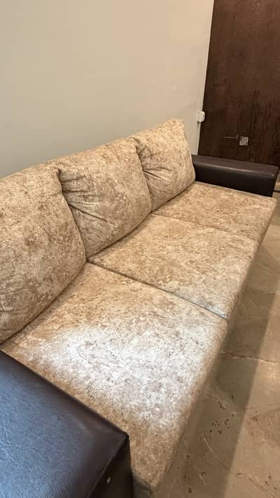 Sofa set