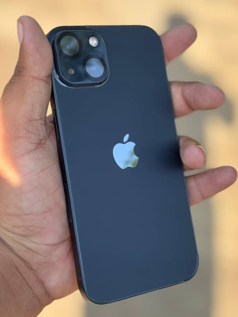 iPhone 13 0