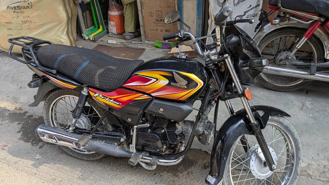 HONDA 12