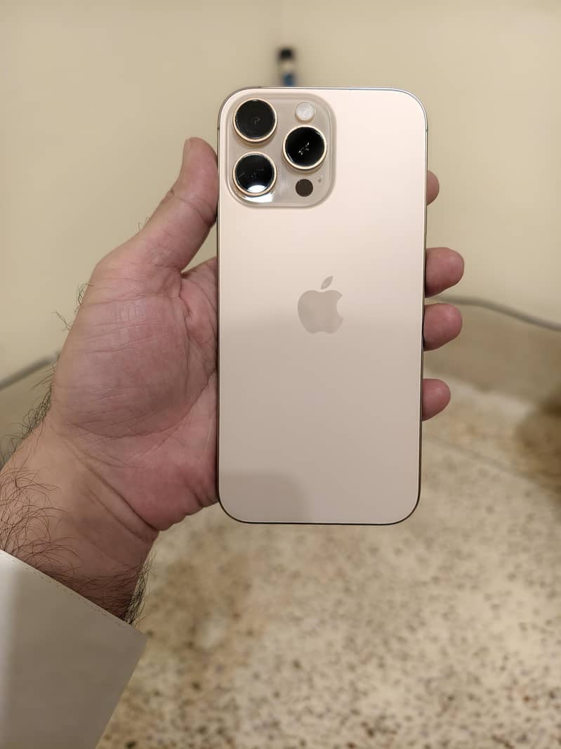 Iphone 16 pro max 0