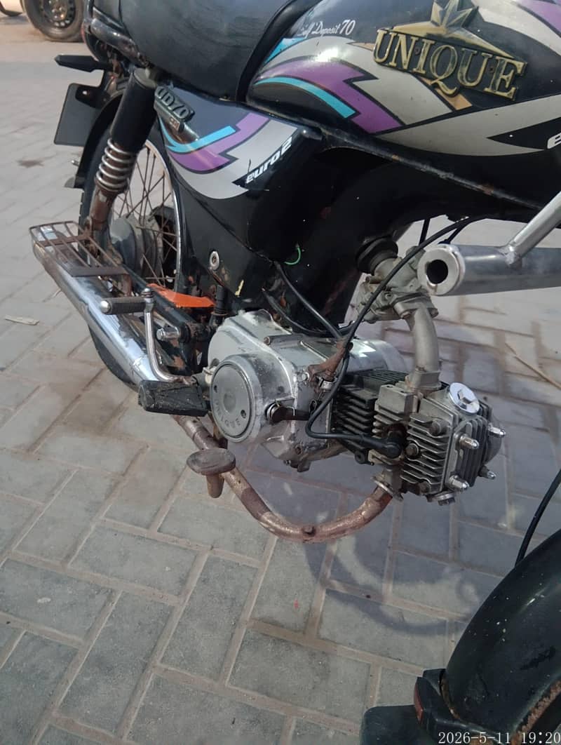 unique CD 70 2013 model 1