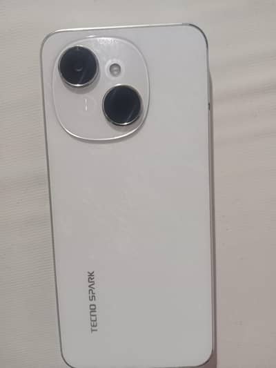 Tecno spark go 1