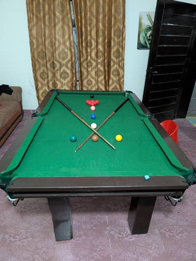 Snooker table 4×7 | in home used | fresh condition with balls and Stic