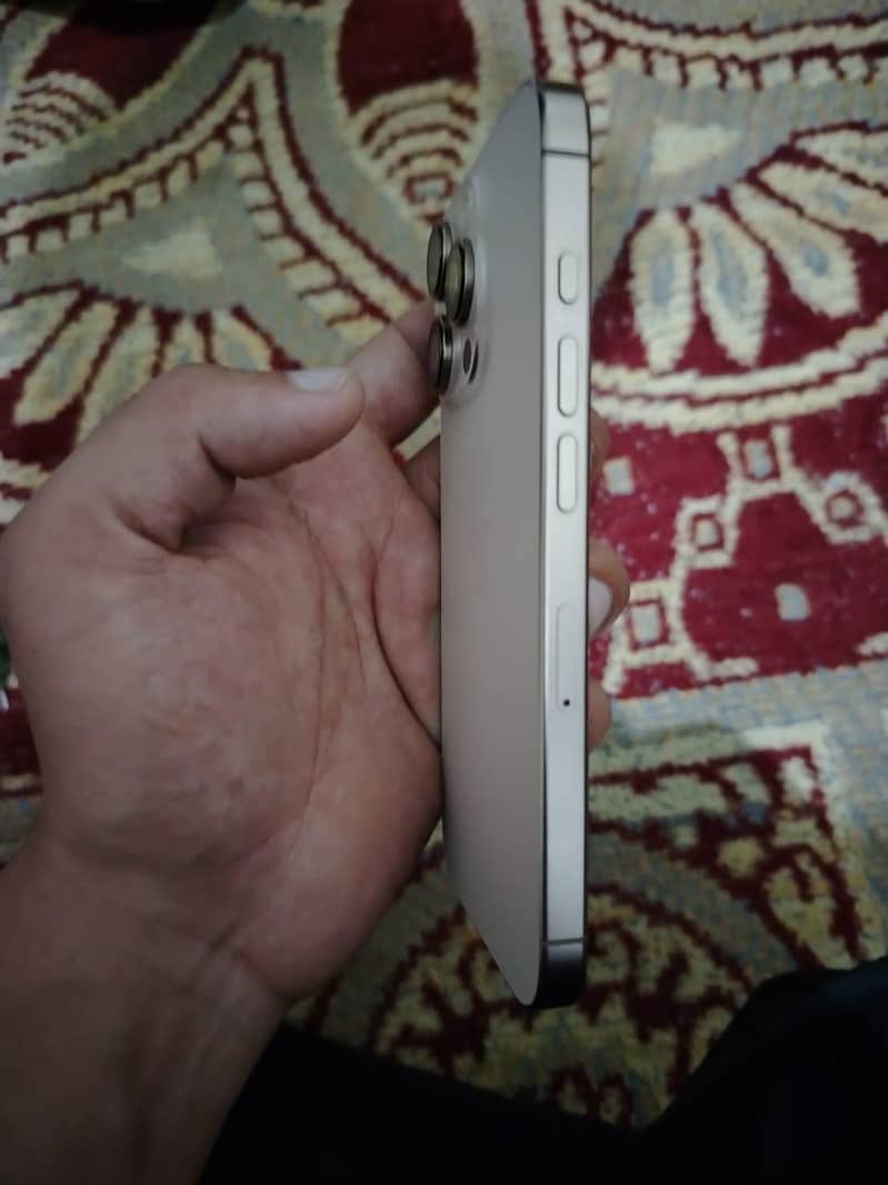Iphone 16 pro 1