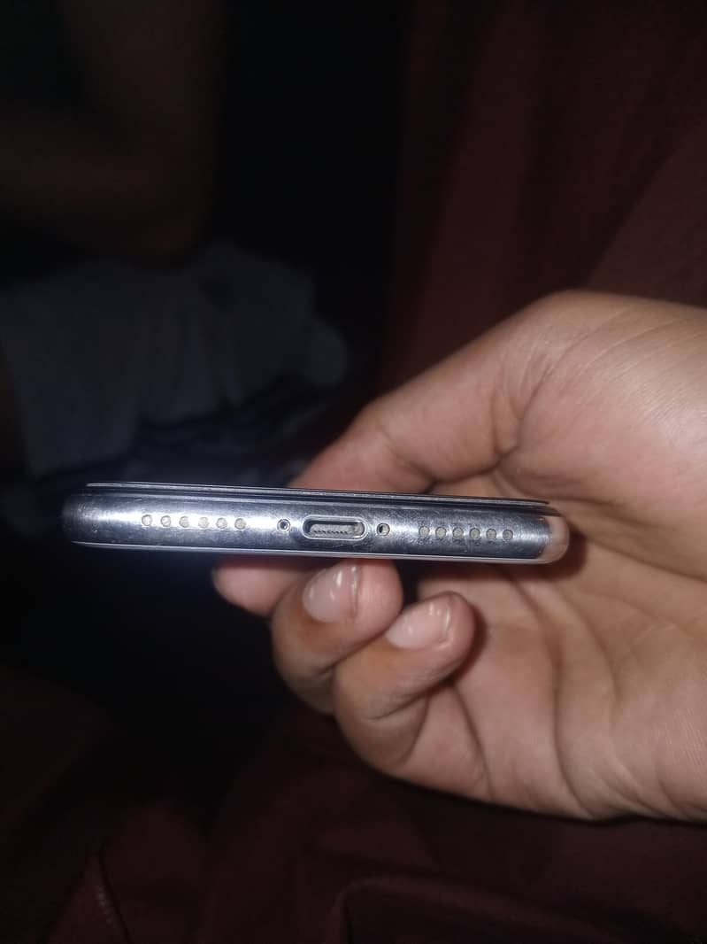 iphone X 4