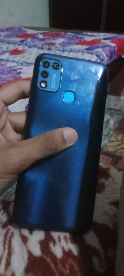 Infinix hot 11 play 6/64