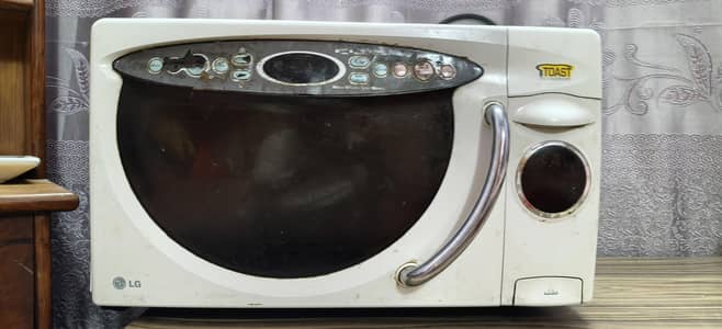 MICROWAVE OVEN FUNCTIONAL