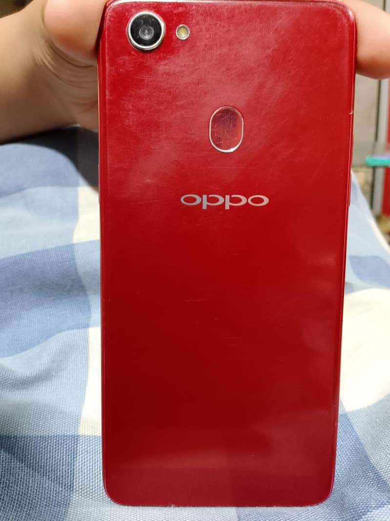 oppof7 3