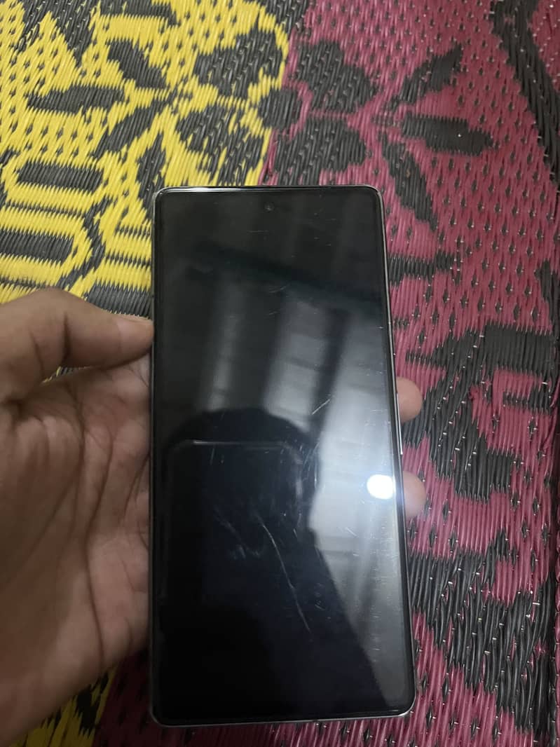 Google Pixel 7 4